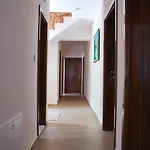 Bijela *